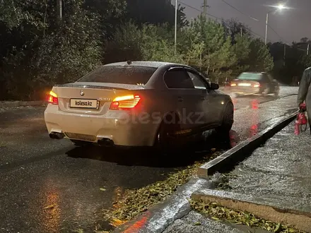 BMW 530 2008 года за 8 000 000 тг. в Шымкент – фото 11