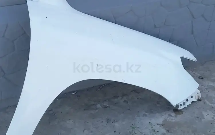 Переднее Правое Крыло оригинал Ланд Крузер 200 Land Cruiser 200 за 60 000 тг. в Атырау
