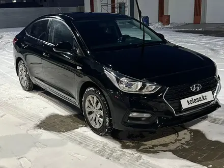 Hyundai Solaris 2017 года за 6 500 000 тг. в Актау