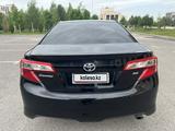 Toyota Camry 2014 годаүшін5 700 000 тг. в Шымкент – фото 2