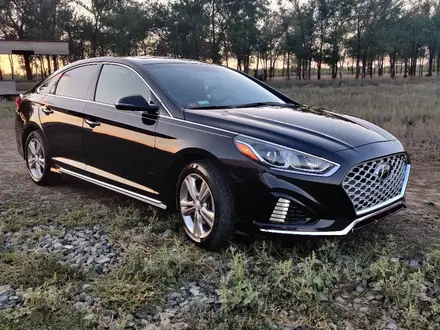 Hyundai Sonata 2019 года за 8 500 000 тг. в Уральск – фото 3