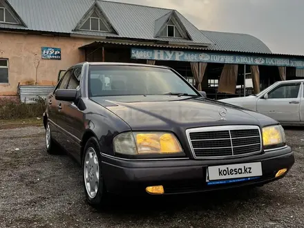 Mercedes-Benz C 220 1994 года за 2 950 000 тг. в Алматы – фото 2