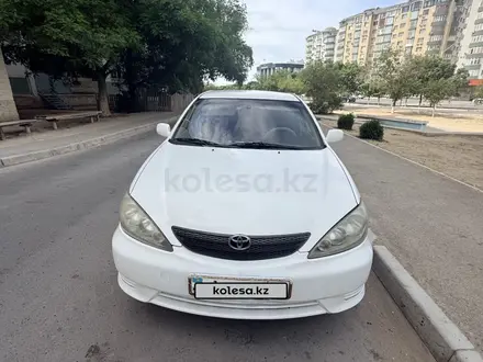 Toyota Camry 2005 года за 3 800 000 тг. в Актау – фото 2