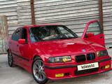 BMW 318 1995 года за 1 200 000 тг. в Алматы – фото 2