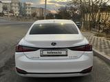 Lexus ES 250 2021 года за 19 800 000 тг. в Актау – фото 4