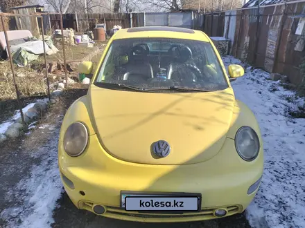 Volkswagen Beetle 2000 года за 2 000 000 тг. в Алматы