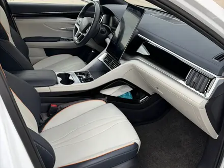 BYD Song Plus 2025 года за 15 200 000 тг. в Астана – фото 17