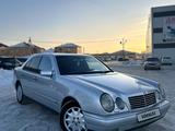 Mercedes-Benz E 320 1998 годаfor3 550 000 тг. в Астана – фото 2