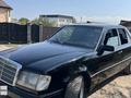 Mercedes-Benz E 260 1991 годаfor2 000 000 тг. в Алматы