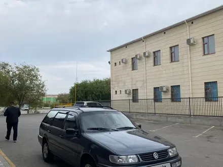 Volkswagen Passat 1995 года за 2 800 000 тг. в Кызылорда – фото 9