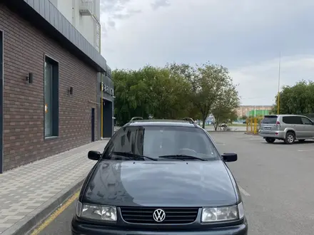 Volkswagen Passat 1995 года за 2 800 000 тг. в Кызылорда – фото 10