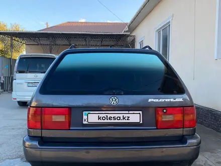 Volkswagen Passat 1995 года за 2 800 000 тг. в Кызылорда – фото 15