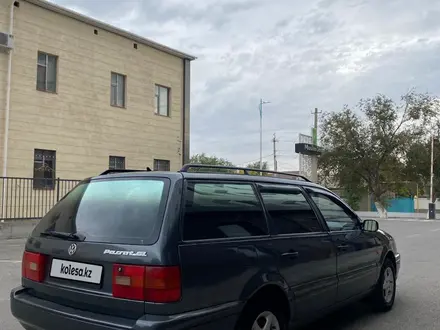 Volkswagen Passat 1995 года за 2 800 000 тг. в Кызылорда – фото 4