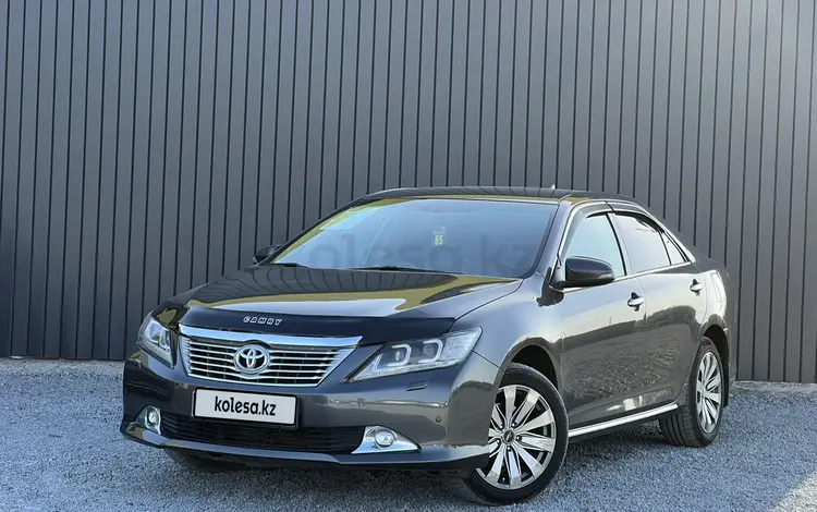 Toyota Camry 2012 годаfor10 590 000 тг. в Актобе