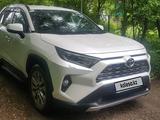 Toyota RAV4 2021 года за 16 500 000 тг. в Талдыкорган – фото 2