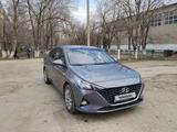 Hyundai Solaris 2021 года за 8 000 000 тг. в Актобе – фото 5