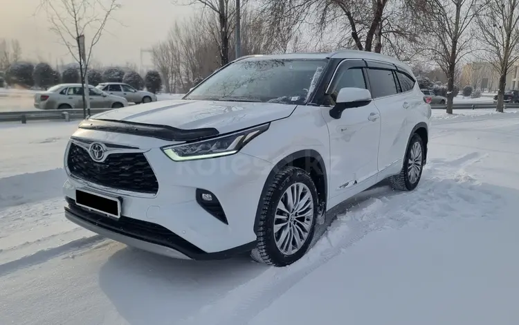 Toyota Highlander Luxe 2025 года за 35 000 000 тг. в Семей