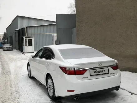 Lexus ES 250 2014 года за 11 200 000 тг. в Алматы