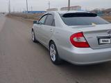 Toyota Camry 2004 годаүшін5 800 000 тг. в Атырау – фото 4