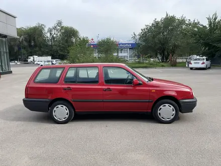 Volkswagen Golf 1995 года за 2 100 000 тг. в Алматы – фото 4