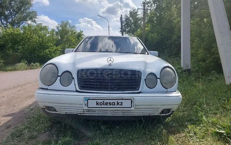 Mercedes-Benz E 230 1997 года за 1 150 000 тг. в Караганда
