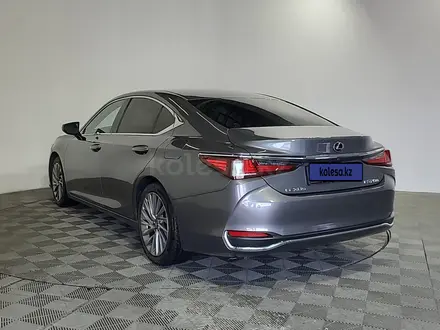 Lexus ES 250 2020 года за 18 490 000 тг. в Алматы – фото 7