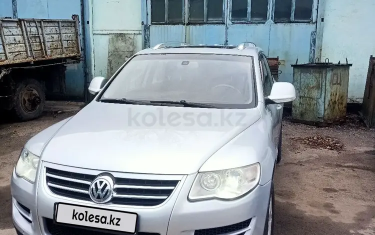 Volkswagen Touareg 2007 годаүшін7 500 000 тг. в Алматы