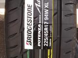 Шины Bridgestone 225/45/r17 RE004 за 65 000 тг. в Алматы
