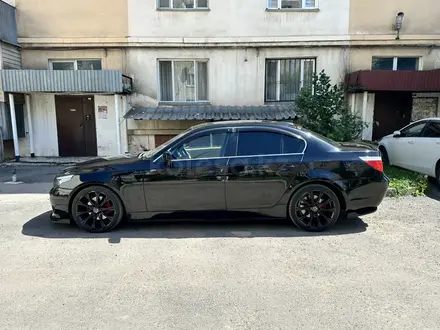 BMW 530 2006 года за 4 950 000 тг. в Алматы – фото 8