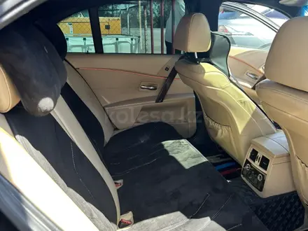 BMW 530 2006 года за 4 950 000 тг. в Алматы – фото 14