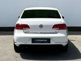 Volkswagen Passat 2014 года за 6 000 000 тг. в Шымкент – фото 4
