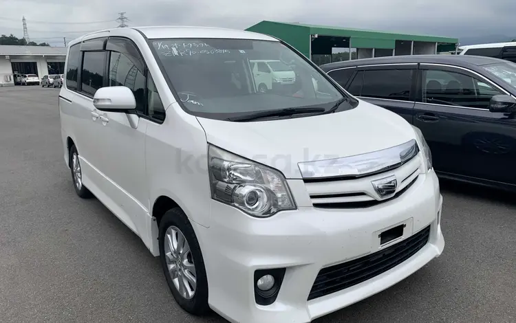 Toyota Noah 2012 года за 480 000 тг. в Павлодар