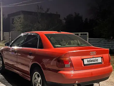 Audi A4 1995 года за 1 600 000 тг. в Алматы – фото 2