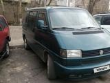 Volkswagen Multivan 1994 года за 4 000 000 тг. в Караганда – фото 2