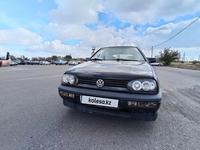 Volkswagen Golf 1993 годаfor1 550 000 тг. в Караганда