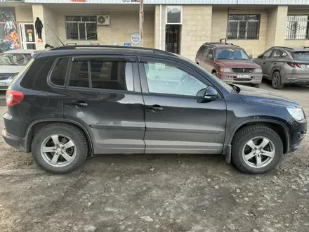 Volkswagen Tiguan 2010 года за 6 700 000 тг. в Кокшетау – фото 2