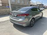 Hyundai Elantra 2018 года за 6 600 000 тг. в Шымкент – фото 3