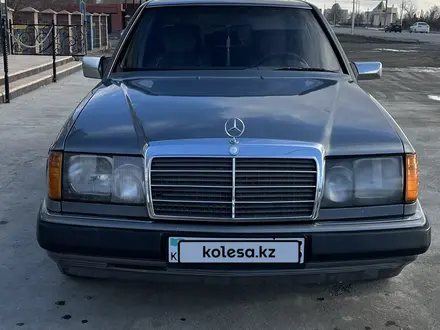 Mercedes-Benz E 230 1991 года за 2 450 000 тг. в Шолаккорган
