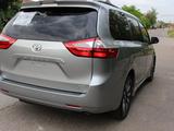 Toyota Sienna 2018 года за 16 700 000 тг. в Алматы – фото 4
