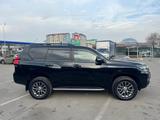 Toyota Land Cruiser Prado 2018 года за 28 700 000 тг. в Алматы – фото 4