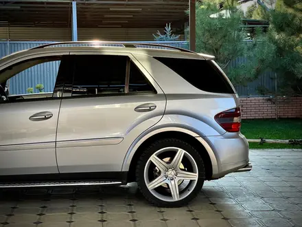 Mercedes-Benz ML 63 AMG 2006 года за 9 500 000 тг. в Алматы – фото 10