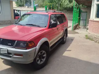 Mitsubishi Montero Sport