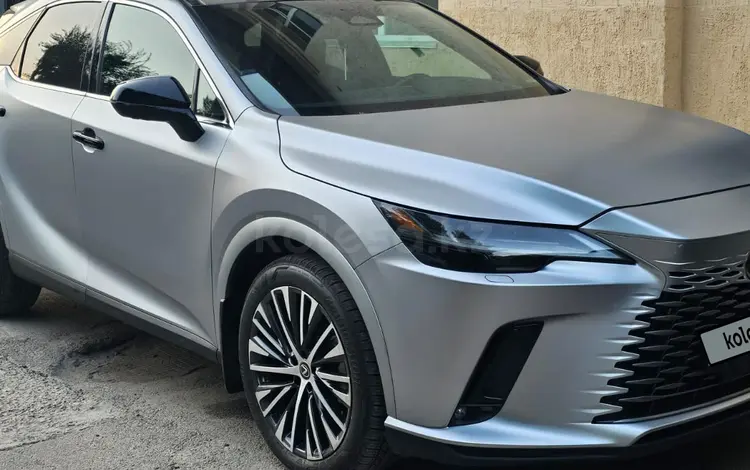 Lexus RX 350 2023 годаүшін40 000 000 тг. в Алматы