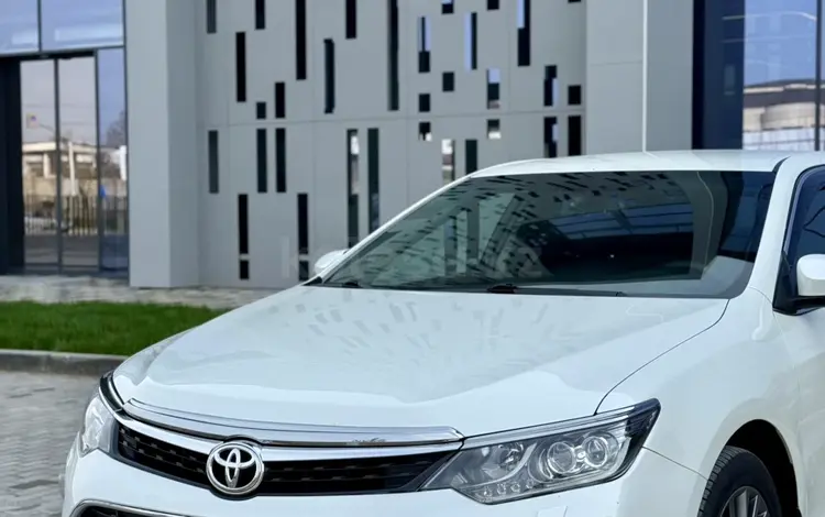 Toyota Camry 2017 года за 13 000 000 тг. в Шымкент