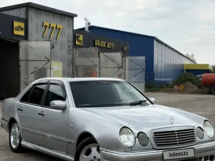 Mercedes-Benz E-Class, 1996