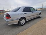 Mercedes-Benz C 180 1999 годаүшін2 500 000 тг. в Актау – фото 2