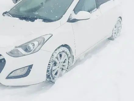 Hyundai i30 2014 года за 5 900 000 тг. в Петропавловск – фото 2