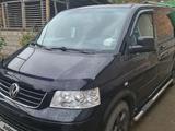 Volkswagen Multivan 2007 годаfor12 000 000 тг. в Шымкент