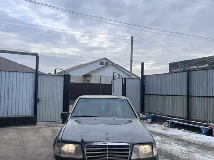 Mercedes-Benz E 220 1994 года за 3 000 000 тг. в Жезказган – фото 21