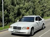 Mercedes-Benz C 200 1994 года за 3 000 000 тг. в Алматы – фото 4